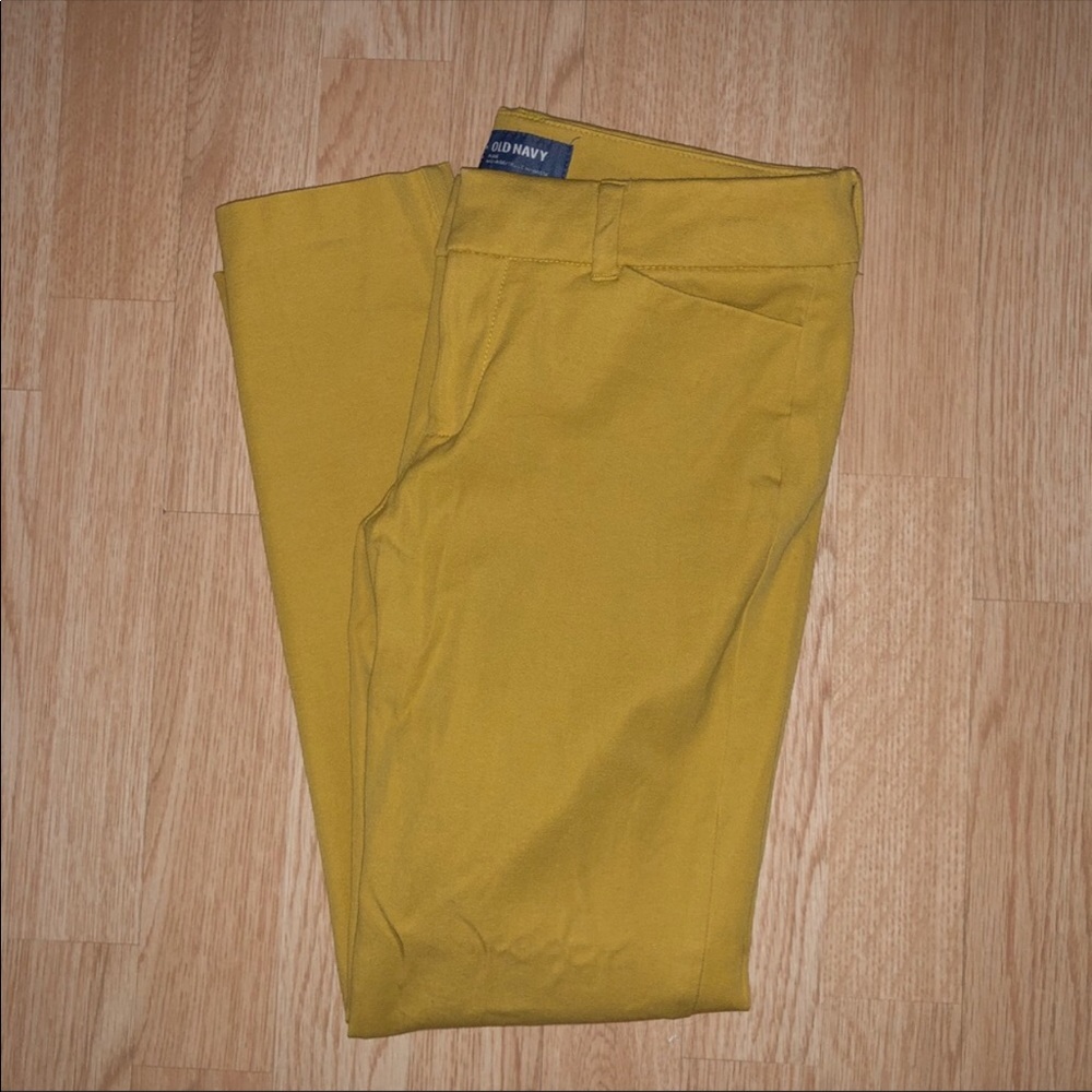 Bundle of two pixie pants